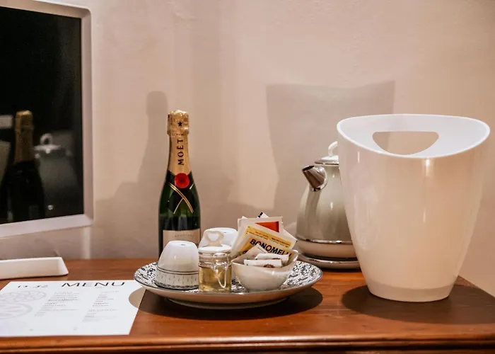 19.52 فندق مبيت وإفطار 4*