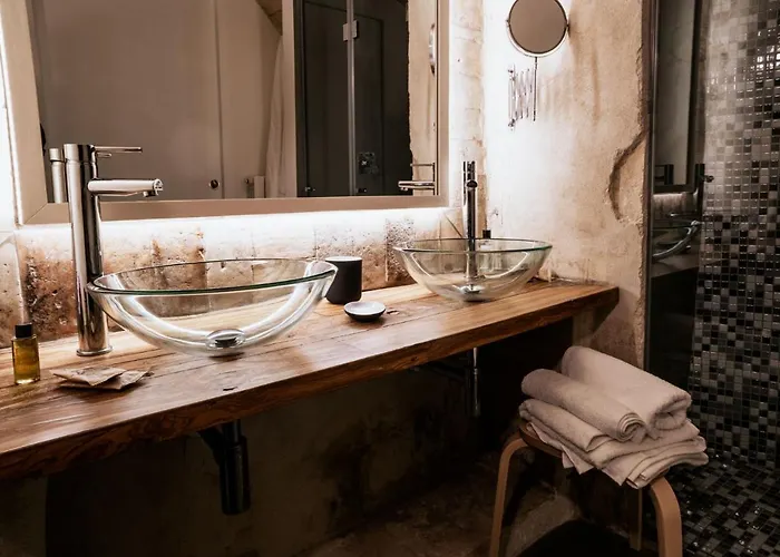 19.52 فندق مبيت وإفطار 4*